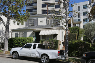 10331-10333 1/2 Ashton Ave in Los Angeles, CA - Foto de edificio - Building Photo