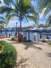 815 Middle River Dr in Fort Lauderdale, FL - Building Photo - Building Photo