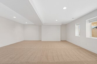 685 N 660 W in West Bountiful, UT - Building Photo - Building Photo