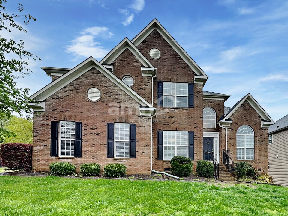 12532 Kane Alexander Dr in Huntersville, NC - Building Photo