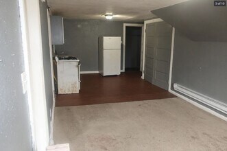 416 W Jackson St, Unit 8 in Muncie, IN - Foto de edificio - Building Photo