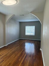 1327 Flaxwood Ave in Brandon, FL - Building Photo - Building Photo