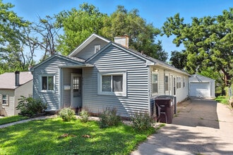 6612 Charles St in Omaha, NE - Foto de edificio - Building Photo