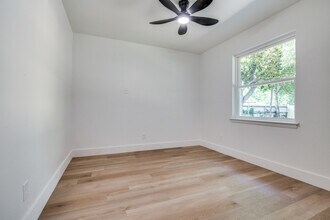 7826 Woodshire Dr in Dallas, TX - Building Photo - Building Photo