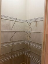 8947 Lake Mist Ave in Baton Rouge, LA - Building Photo - Building Photo