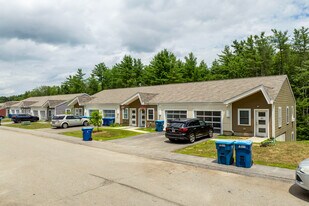 Bixby Road Apartments in Spencer, MA - Building Photo