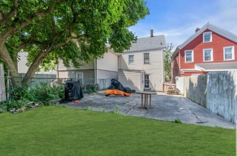 86 McAdoo Ave in Jersey City, NJ - Building Photo - Building Photo