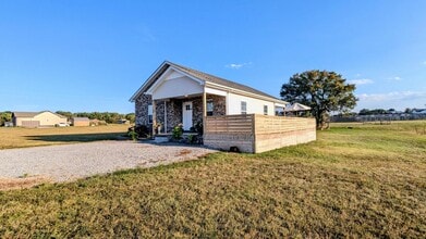 106 Breanna Blvd in Portland, TN - Building Photo - Building Photo