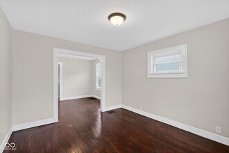 937-939 N Drexel Ave in Indianapolis, IN - Building Photo - Building Photo