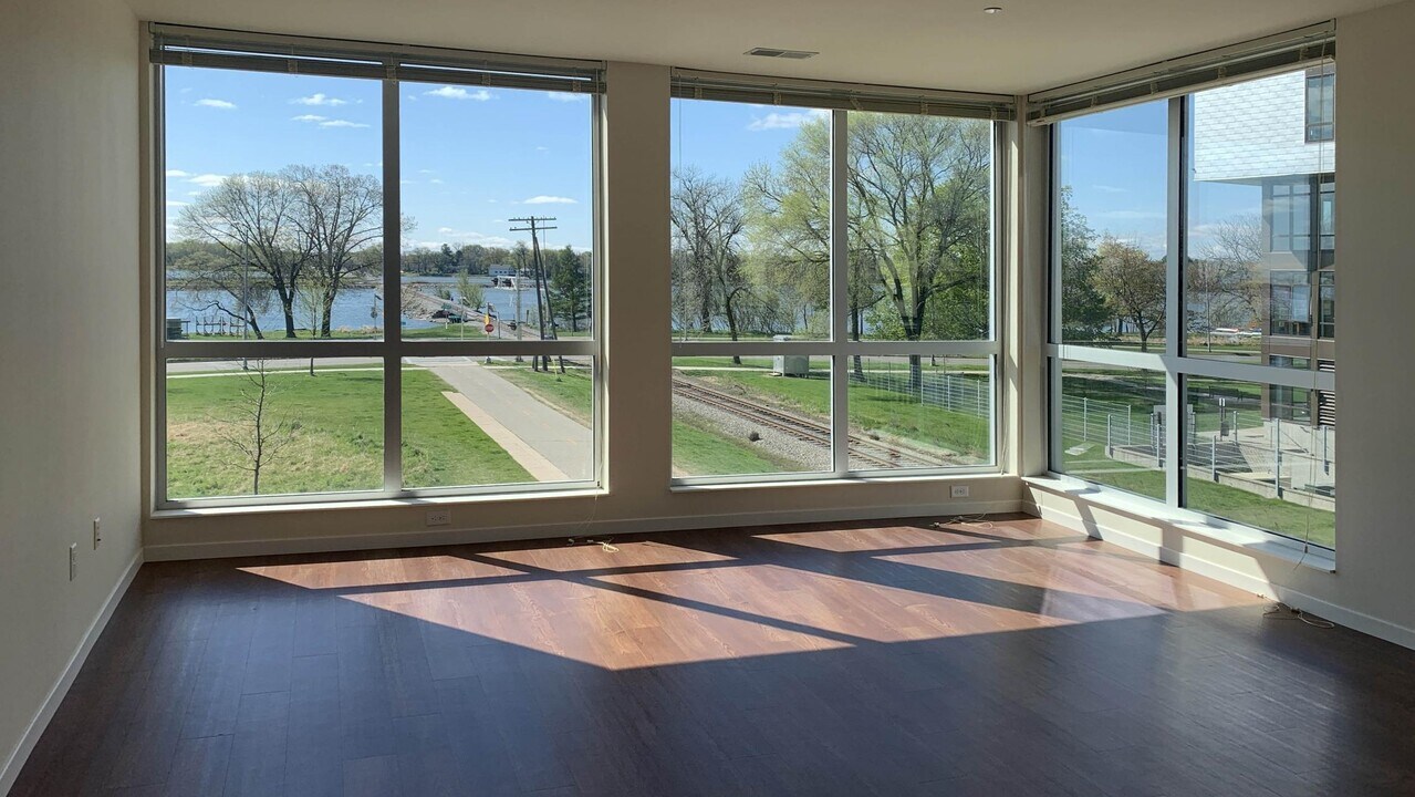 633 W Wilson St-Unit -226 in Madison, WI - Building Photo