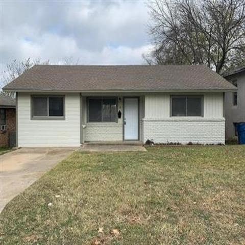 property at 1719 W Washington St