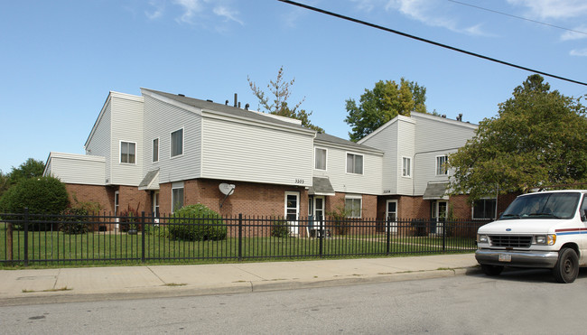 Langston Commons in Cleveland, OH - Building Photo - Building Photo