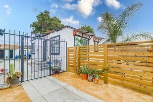 4065 - 4071 Chamoune Avenue in San Diego, CA - Building Photo
