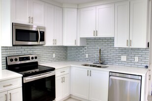 517 NW 52nd St in Boca Raton, FL - Building Photo