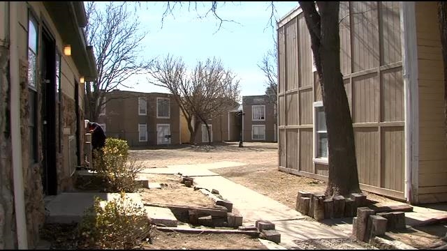 La Jolla Apartments in Amarillo, TX - Building Photo