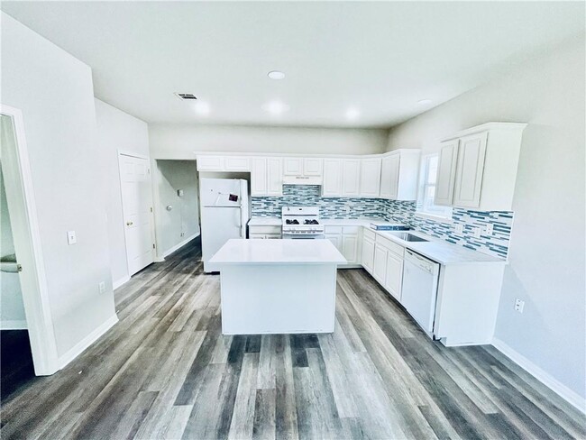 property at 7509 Lazy Creek Dr
