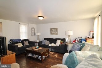 459 High St in Lancaster, PA - Foto de edificio - Building Photo