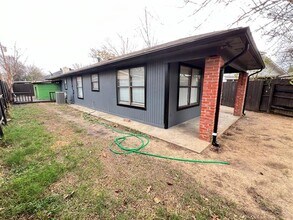 213 Alexander Ct in Irving, TX - Building Photo - Building Photo