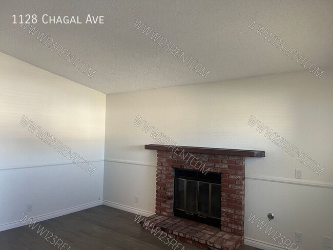 1128 Chagal Ave in Lancaster, CA - Building Photo - Building Photo
