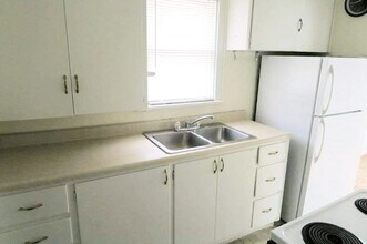 1037 E Lander St, Unit 1037 E Lander UPPR in Pocatello, ID - Building Photo - Building Photo