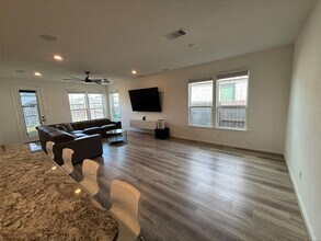 1323 Rosemead Dr in Arcola, TX - Building Photo - Building Photo