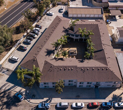 2741 Park Ave in San Bernardino, CA - Foto de edificio - Building Photo