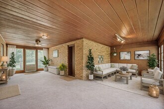 319 N Lord Ave in Carpentersville, IL - Building Photo - Building Photo