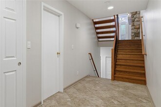 709 Clyde St in Pittsburgh, PA - Building Photo - Building Photo