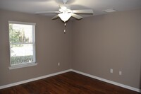 1655 Quazar Rd in Tallahassee, FL - Building Photo - Building Photo