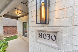 8030 Bluewater Cove in San Antonio, TX - Building Photo - Building Photo