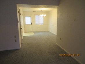 2016 E 10th St in Anderson, IN - Building Photo - Building Photo