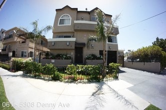 5308 Denny Ave in North Hollywood, CA - Building Photo - Building Photo