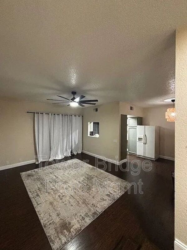 7831 Hampton Ln in Citrus Heights, CA - Building Photo - Building Photo