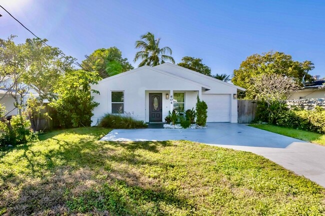 property at 604 SE 4th Ave