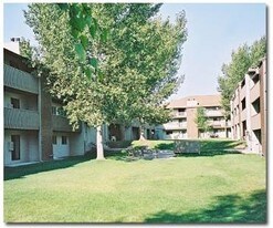 Reid Park Estates in Saskatoon, SK - Building Photo