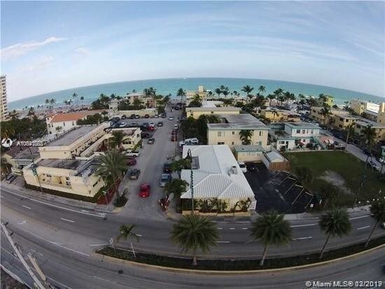 330 Coolidge St-Unit -4 in Hollywood, FL - Foto de edificio