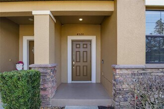 4320 Fennwood Ct in Zephyrhills, FL - Building Photo - Building Photo