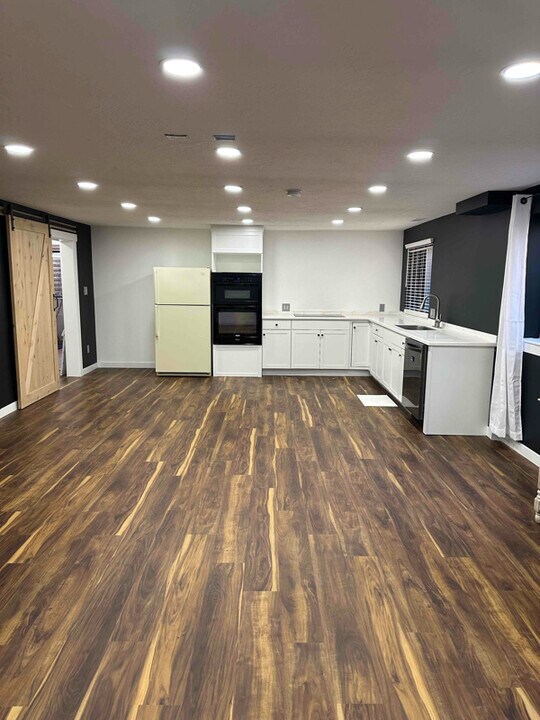 992 4725 S in Ogden, UT - Building Photo