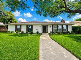 3321 Fontaine St in Plano, TX - Building Photo