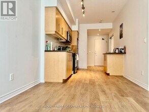 2885 Bayview Ave in Toronto, ON - Building Photo - Building Photo