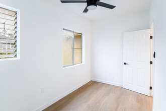 2112 Toberman St in Los Angeles, CA - Building Photo - Interior Photo