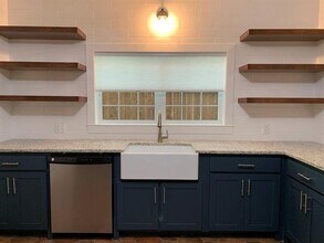 1006 W 2nd Ave in Corsicana, TX - Building Photo - Building Photo
