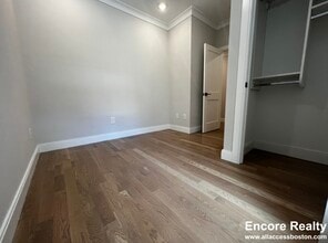 51 Strathmore Rd, Unit 6 in Boston, MA - Foto de edificio - Building Photo