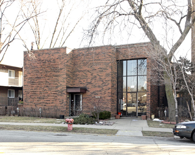 6341 N Ridge Ave in Chicago, IL - Foto de edificio - Building Photo