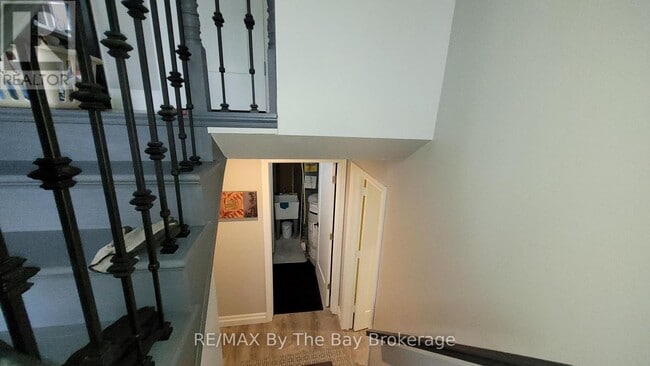 7 Harbour Crescent in Wasaga Beach, ON - Building Photo - Building Photo