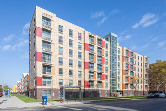 910 Hendrix St in Brooklyn, NY - Building Photo - Primary Photo