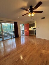 112 W 38th St in Austin, TX - Building Photo - Building Photo