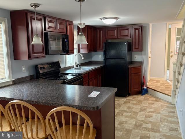 13 E Millbrooke Ave in Woodstown, NJ - Foto de edificio - Building Photo