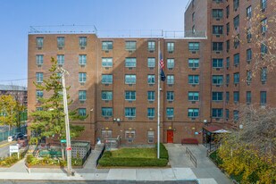 New Lane Shores in Staten Island, NY - Building Photo