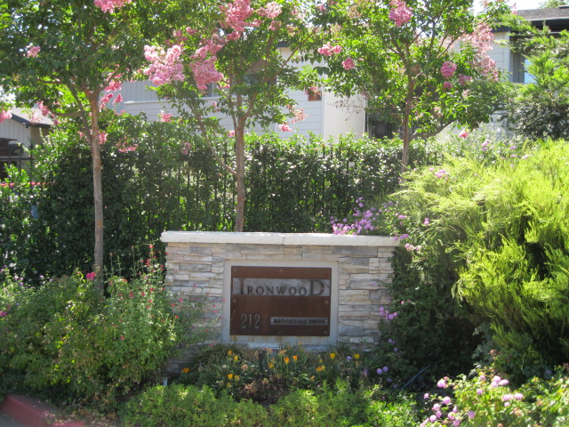 Ironwood Condominiums in Vacaville, CA - Building Photo